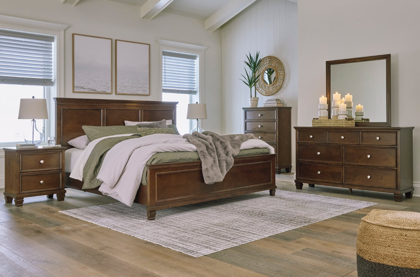 Transitional 5-Piece Queen Bedroom Set