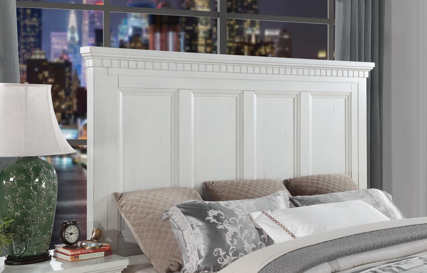 B078 - Bedroom Set