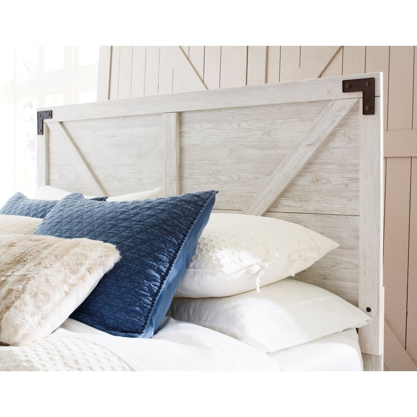 Farmhouse Queen Platform Bed with Panel Headboard