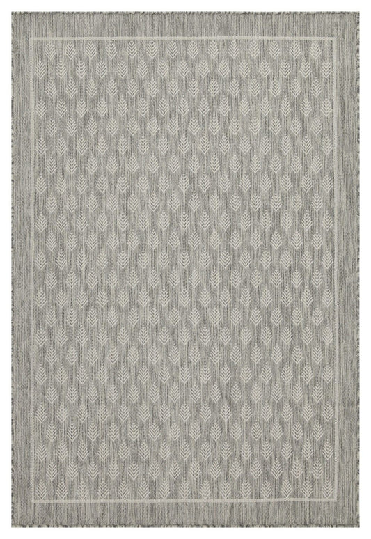 Sunshine - 5'3" X 7'3" Indoor, Outdoor Polypropylene Area Rug - Silver