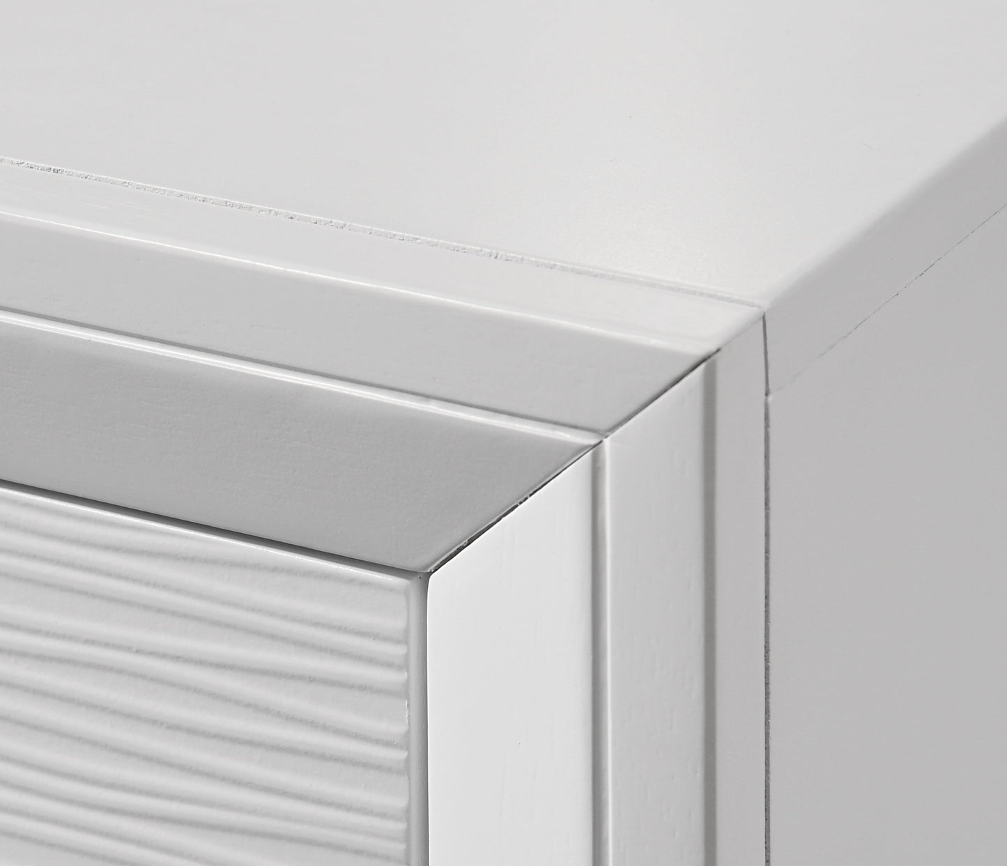 Contemporary 5-Drawer Bedroom Chest