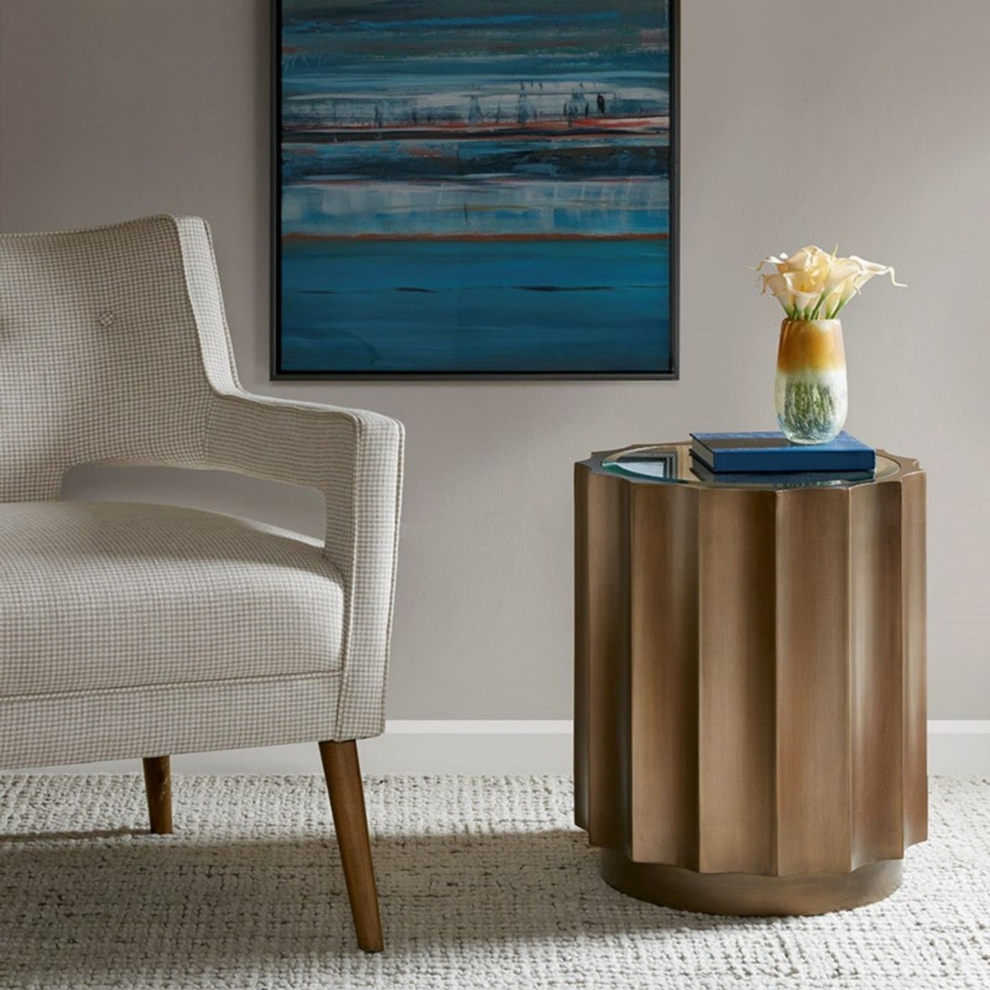 Valentina - Accent Table With Scalloped Edge Design - Bronze