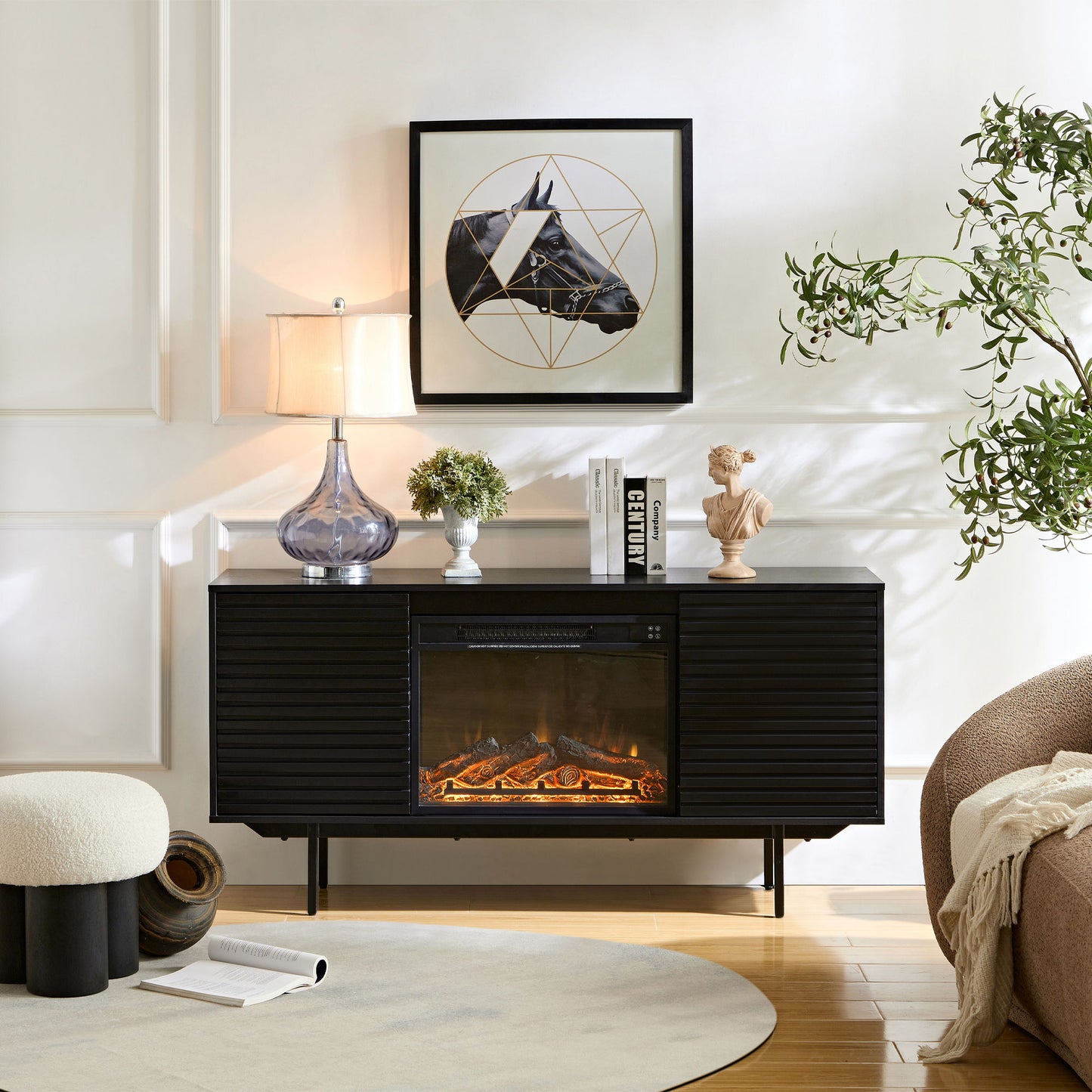 Oak Board Cabinet, The Middle Layer Board On Both Sides Of The Cabinet Can Be Adjusted, The Furnace Is Embedded In The Middle Grid With The Remote Control