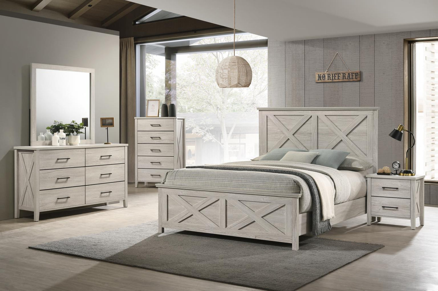 B523 - Chest - White Wash