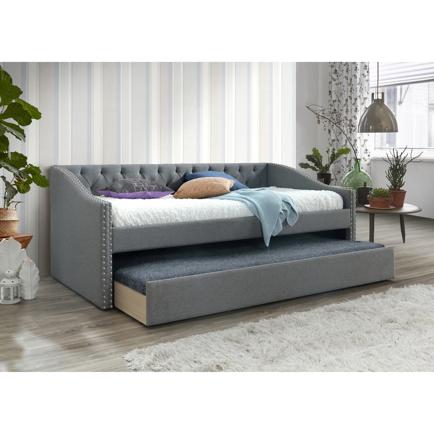 Transitional Daybed with Trundle